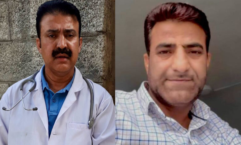 Dr.Parvaiz Ahmad Medical Officer PHC Sedow (Left) Dr.Abdul Rashid Paray Medical Officer PHC Herman(Right)